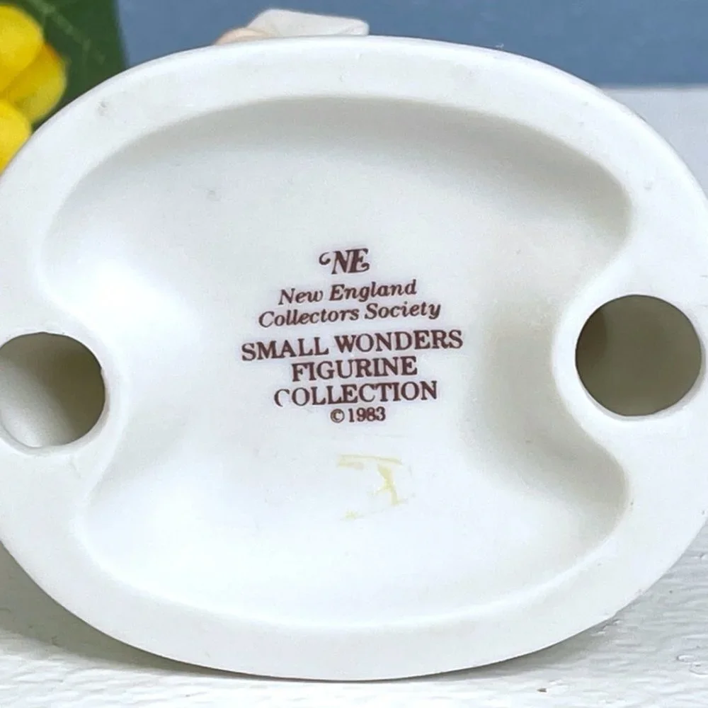 RARE Vintage 1983 New England Collectors Society Lot of 3‎ Porcelain Figurines